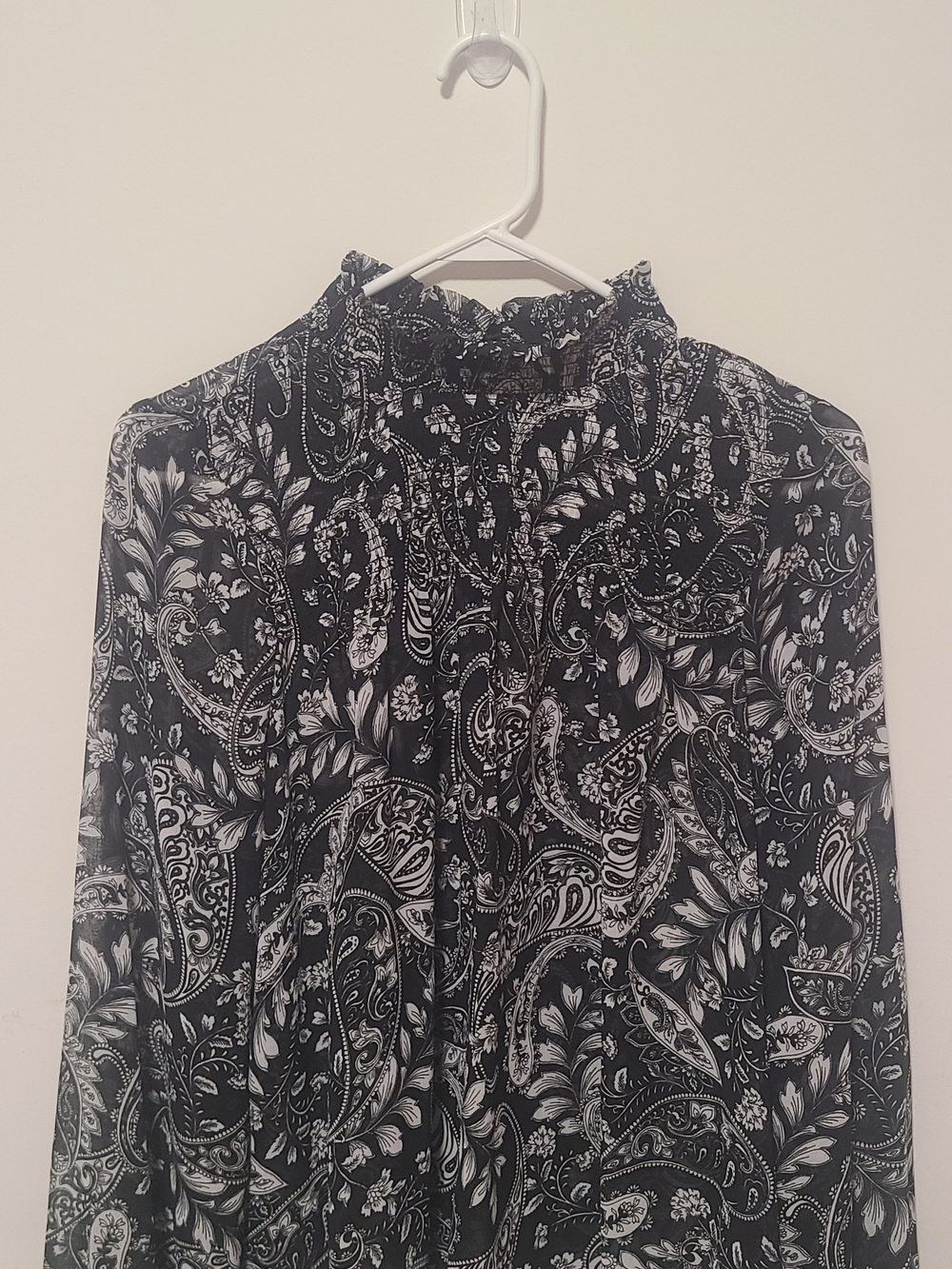 a.n.a. sheer paisley mockneck